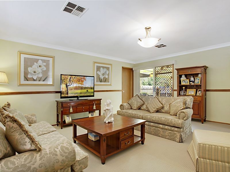1 Elm Place, Narellan Vale NSW 2567