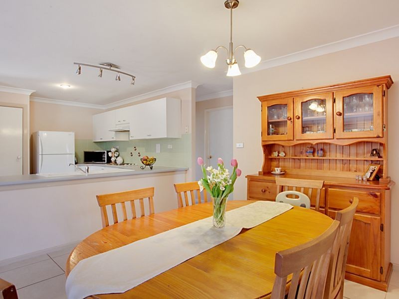 6 Joan Place, Currans Hill NSW 2567