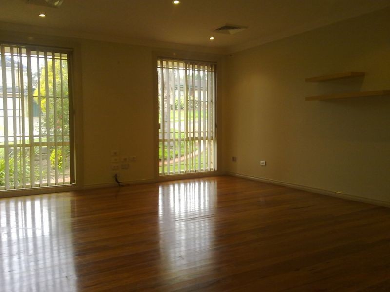 88 ABINGTON CIRCUIT, Glen Alpine NSW 2560