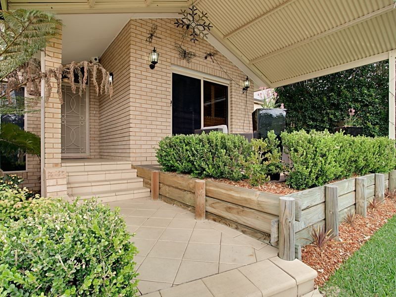 28 Kurrajong Circuit, Mount Annan NSW 2567