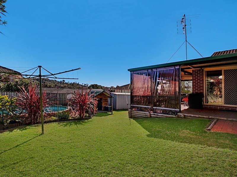 4 Severn Place, Kearns NSW 2558