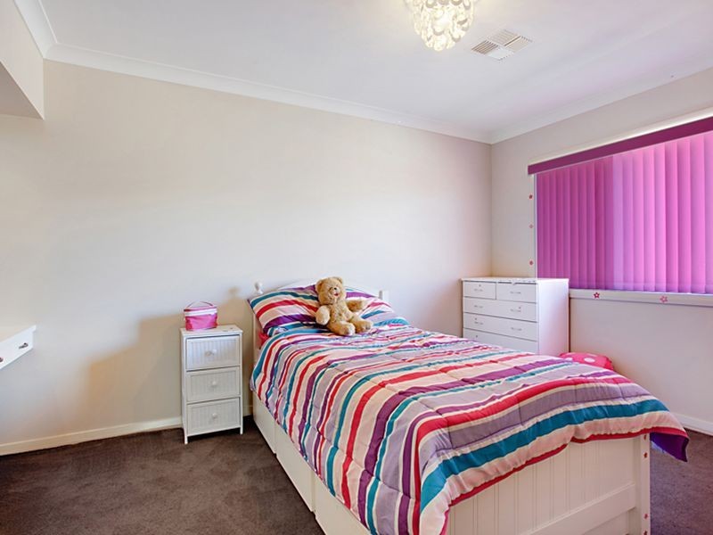15 Central Ave, Oran Park NSW 2570