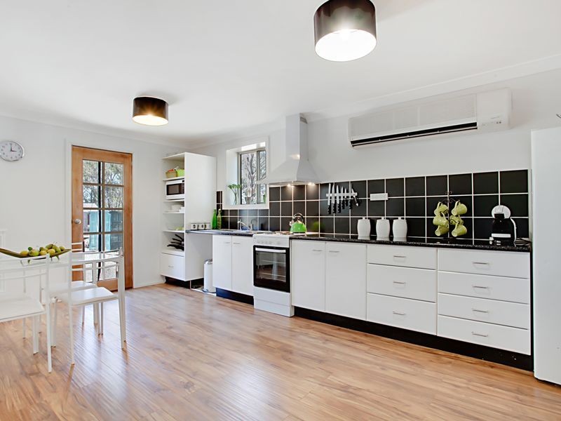 Pheasants Nest NSW 2574