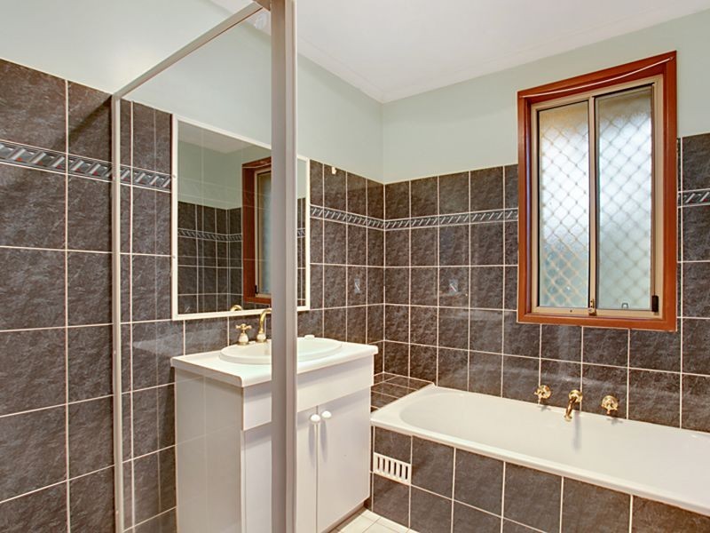 60 Tobruk Road, Narellan Vale NSW 2567