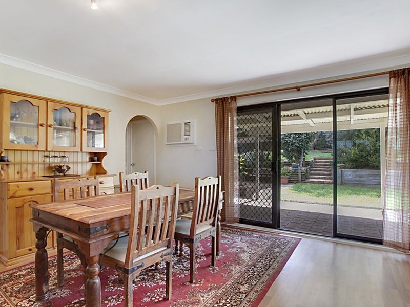 32 Woodcourt Street, Ambarvale NSW 2560
