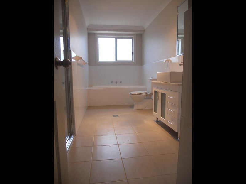 4/62-64 Castlereagh Street, Tahmoor NSW 2573