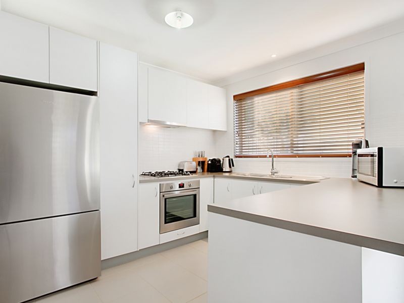 33 Minorca Circuit, Spring Farm NSW 2570