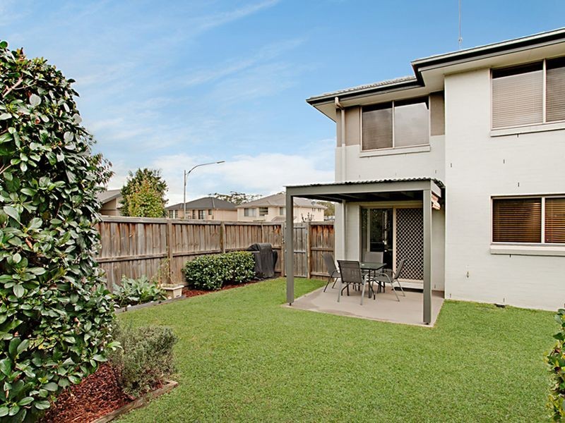 33 Minorca Circuit, Spring Farm NSW 2570