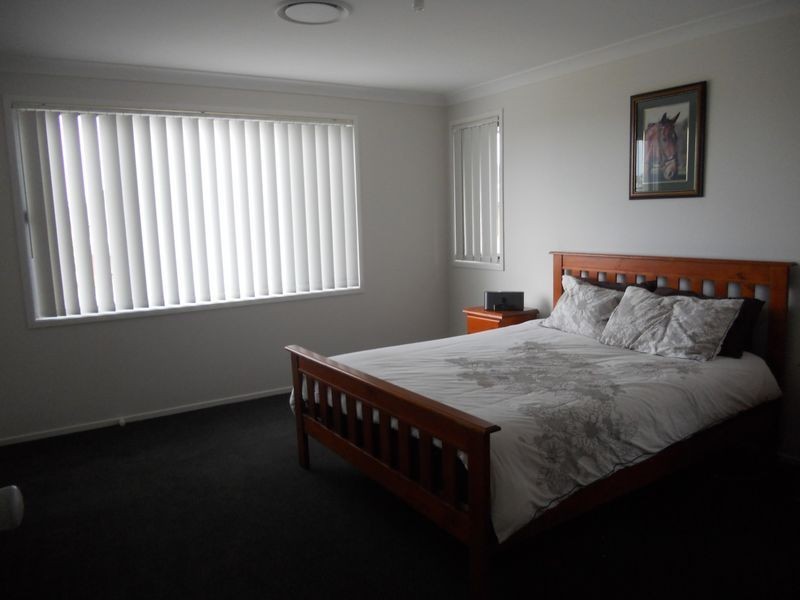 8 Regency Drive, Harrington Park NSW 2567