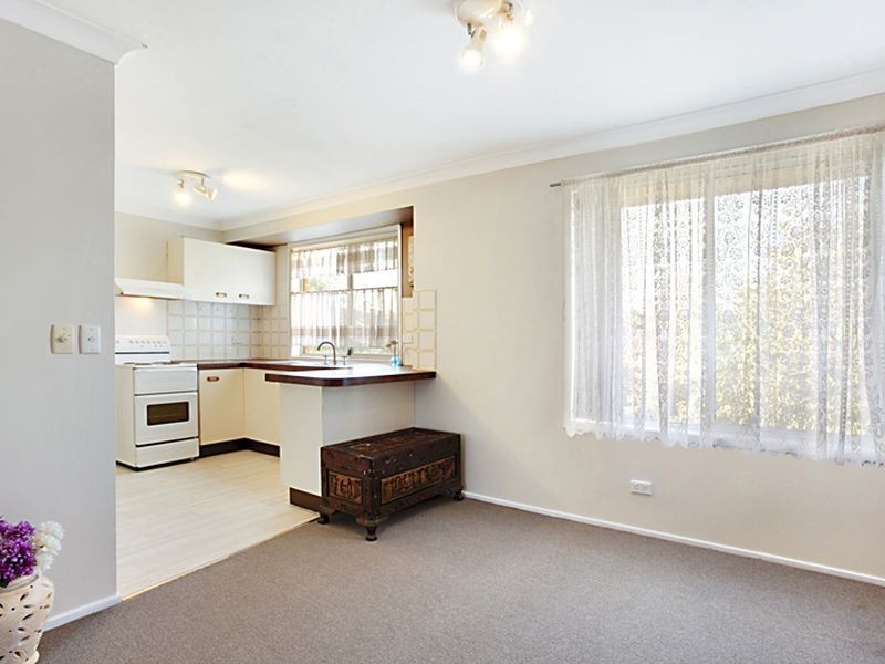 4 College Road, Campbelltown NSW 2560