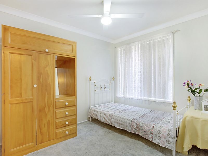 4 College Road, Campbelltown NSW 2560