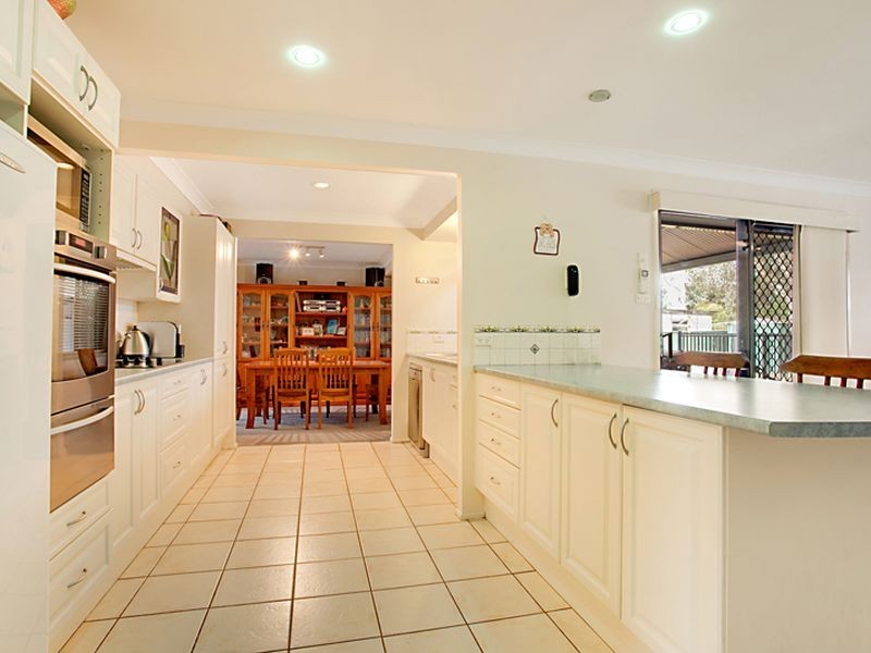 19 Greenaway Avenue, Camden South NSW 2570