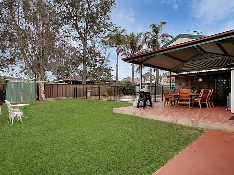 19 Greenaway Avenue, Camden South NSW 2570