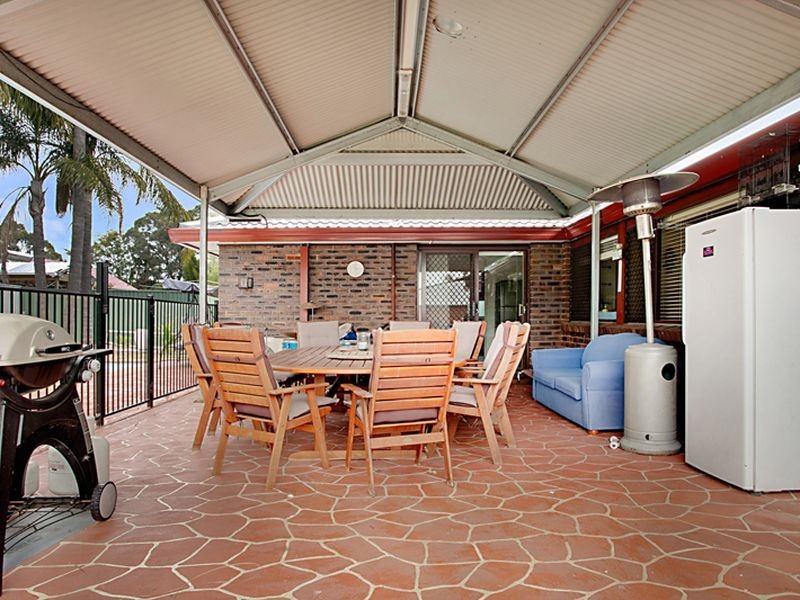 19 Greenaway Avenue, Camden South NSW 2570