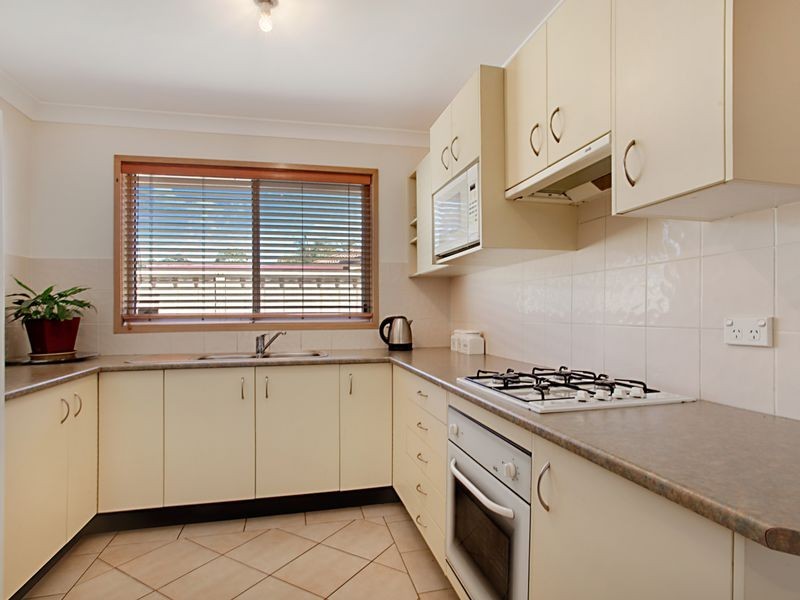 6 Carandini Street, St Helens Park NSW 2560