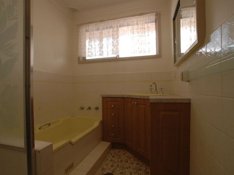 24 Dobroyd Avenue, Camden NSW 2570