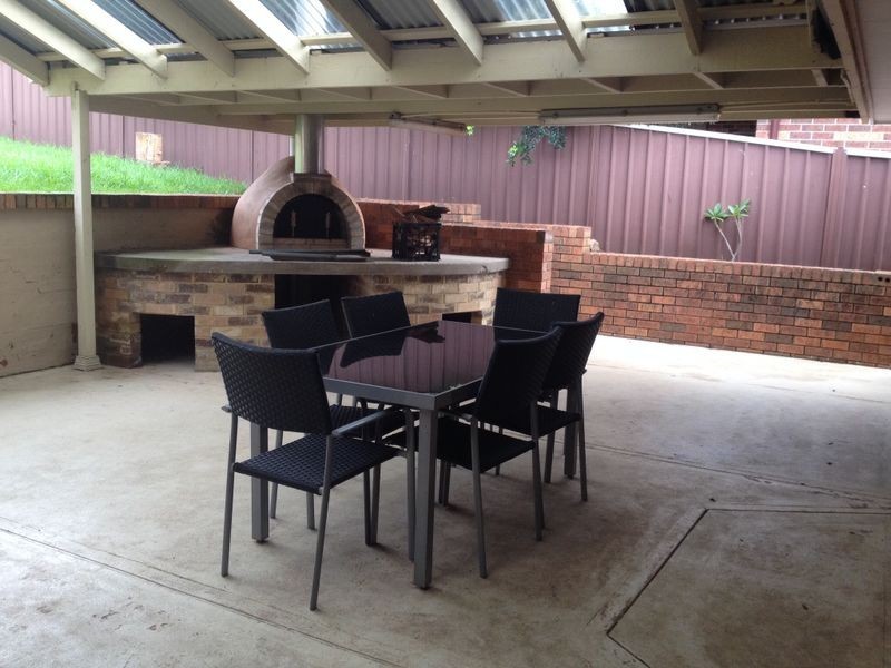 11 Peppercorn Avenue, Mount Hunter NSW 2570