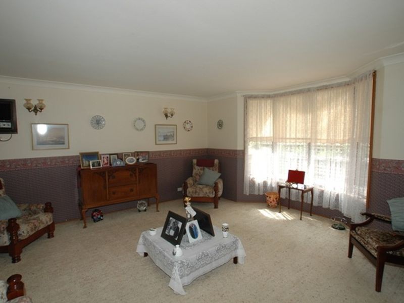 9 McCALL AVENUE, Camden South NSW 2570