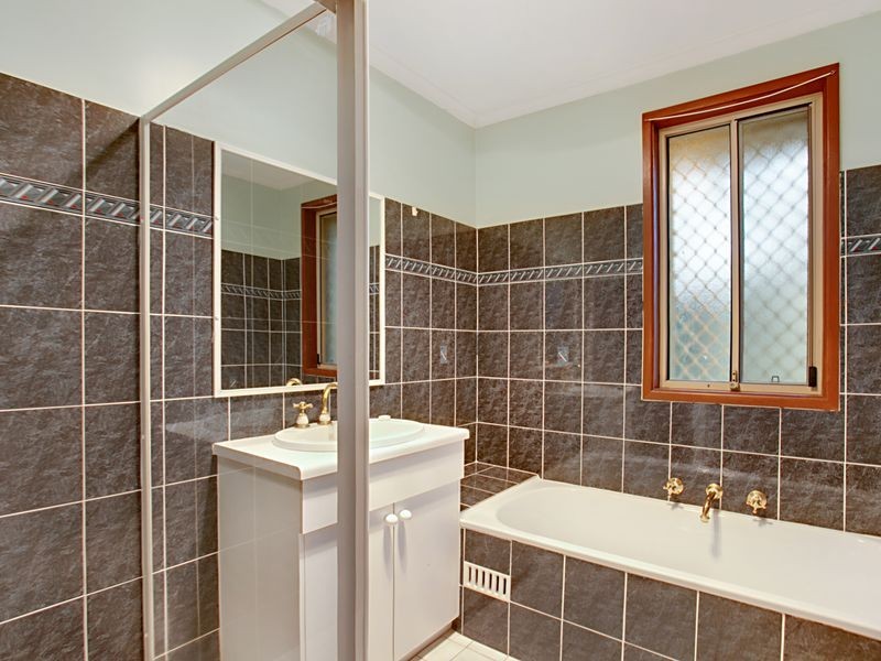 60 Tobruk Rd, Narellan Vale NSW 2567