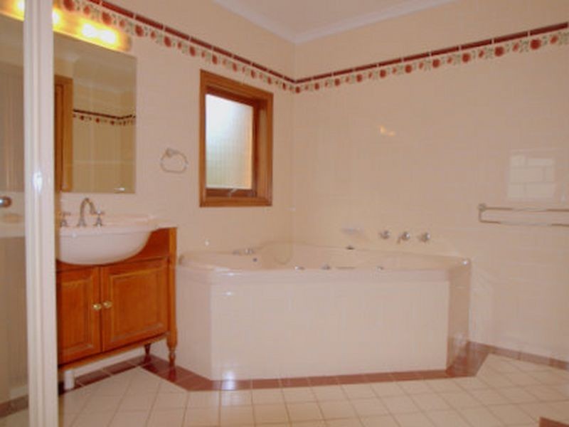 25 BROUGHTON STREET, Camden NSW 2570
