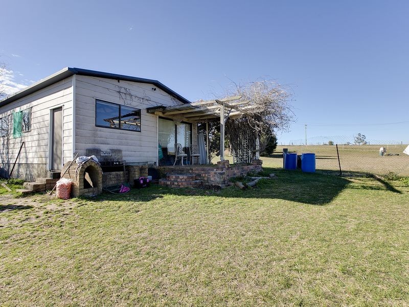 255 Montpelier Drive, The Oaks NSW 2570