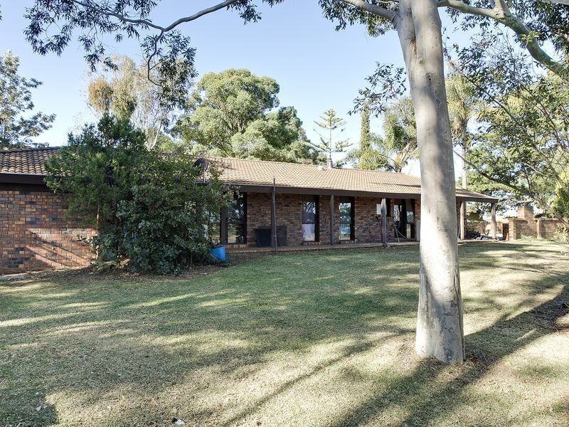 255 Montpelier Drive, The Oaks NSW 2570