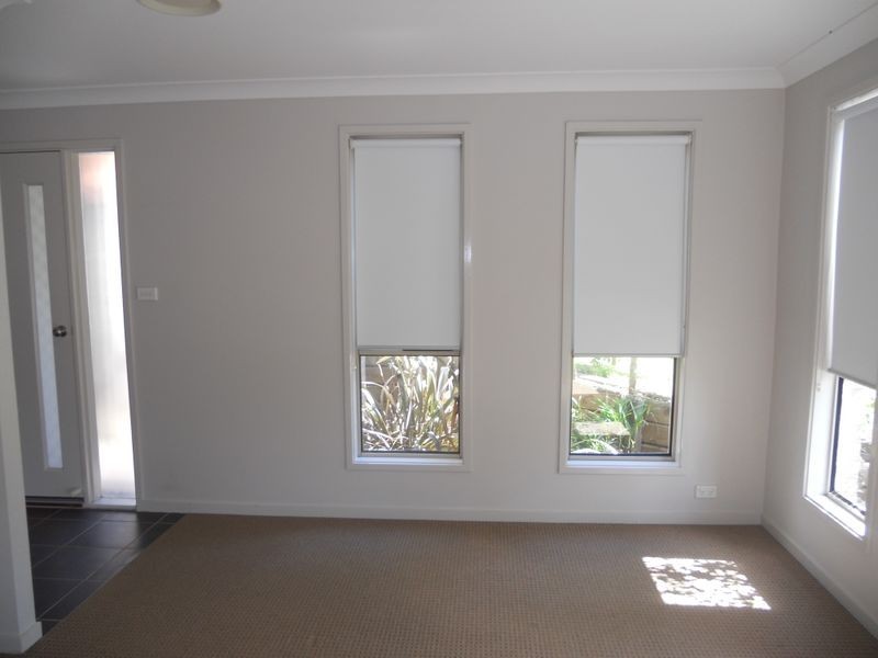 37 Irvine Street, Elderslie NSW 2570