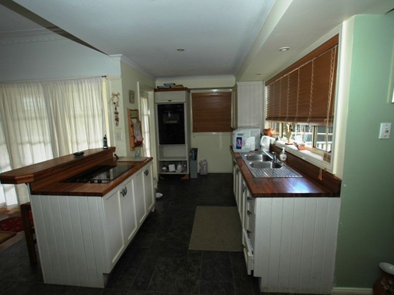 107 BURRAGORANG ROAD, Mount Hunter NSW 2570