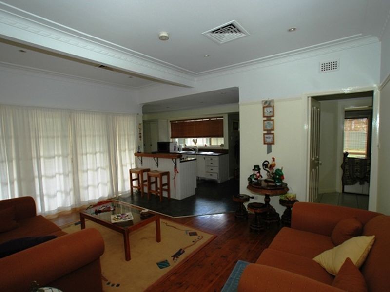 107 BURRAGORANG ROAD, Mount Hunter NSW 2570