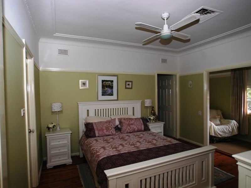 107 BURRAGORANG ROAD, Mount Hunter NSW 2570