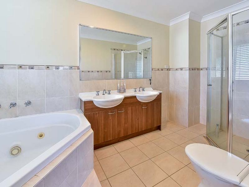 40 Hindmarsh Avenue, Camden Park NSW 2570