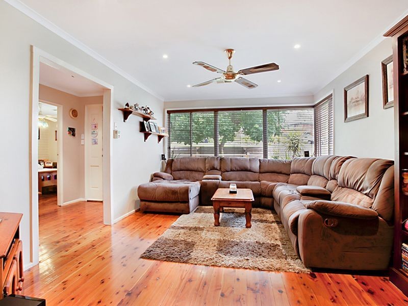 12 Flinders Avenue, Camden South NSW 2570