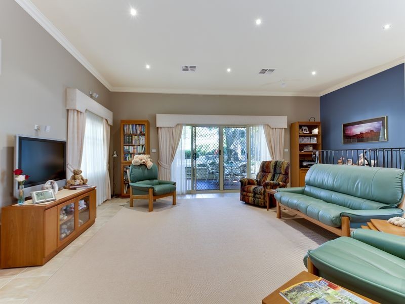 50 Menangle Rd, Camden NSW 2570