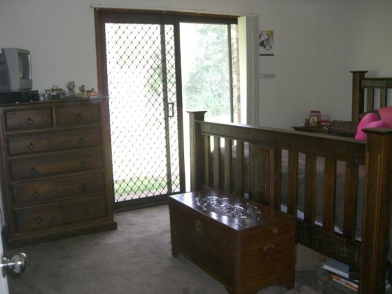 15 YALLAH STREET, Belimbla Park NSW 2570