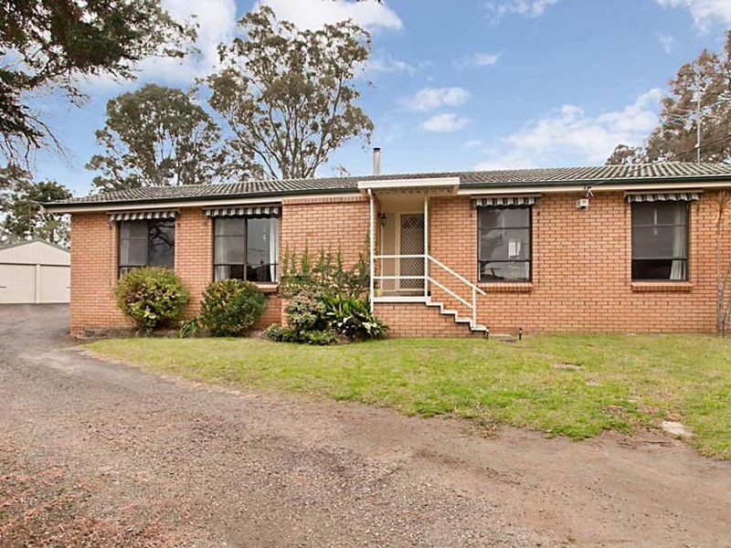 1 Blackbutt Place, The Oaks NSW 2570