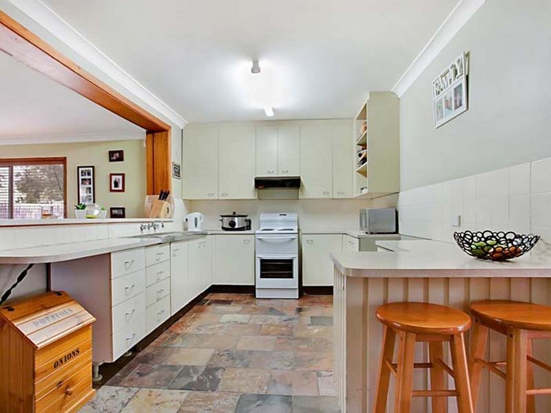 1 Blackbutt Place, The Oaks NSW 2570