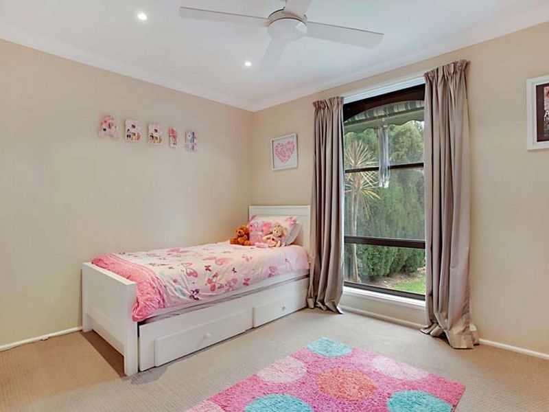 1 Blackbutt Place, The Oaks NSW 2570