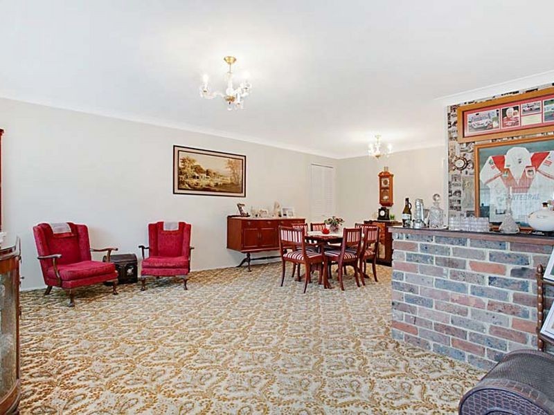 14 Wentworth Drive, Camden South NSW 2570