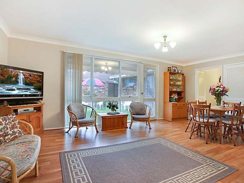 14 Wentworth Drive, Camden South NSW 2570