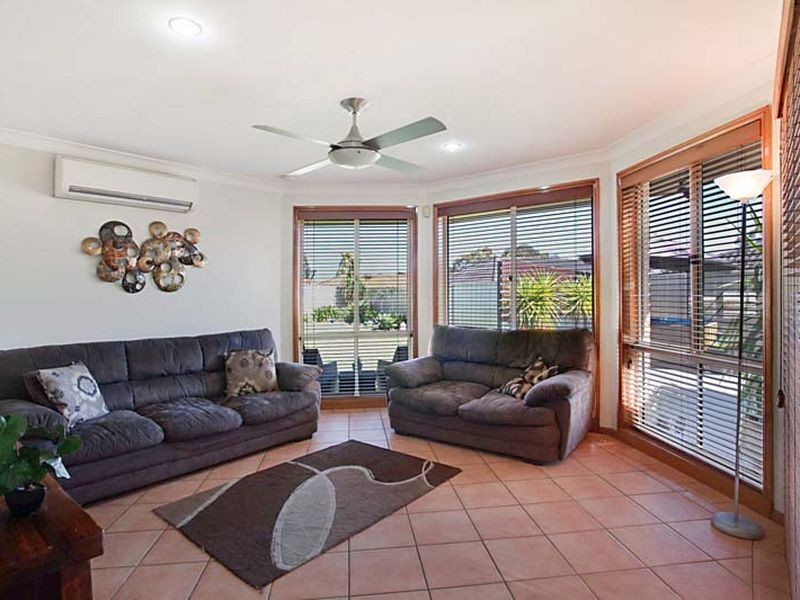 8 Irwin Court, Narellan Vale NSW 2567