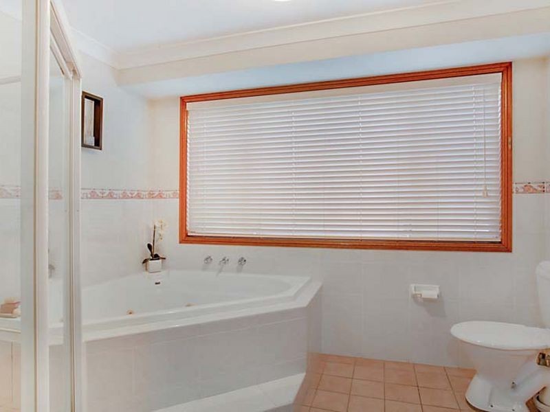 8 Irwin Court, Narellan Vale NSW 2567