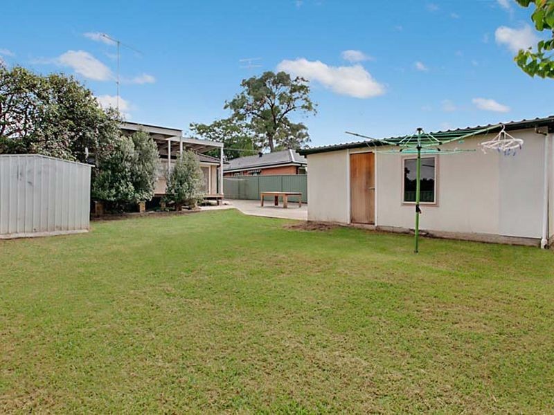 84 Berallier Drive, Camden South NSW 2570