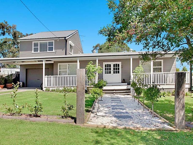 22 Burragorang Street, The Oaks NSW 2570