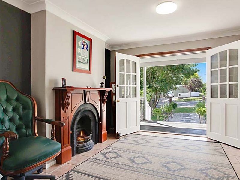 22 Burragorang Street, The Oaks NSW 2570