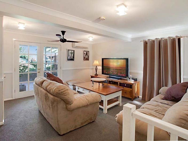 22 Burragorang Street, The Oaks NSW 2570