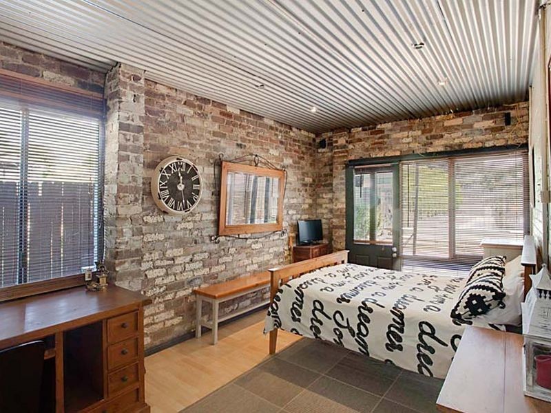 22 Burragorang Street, The Oaks NSW 2570