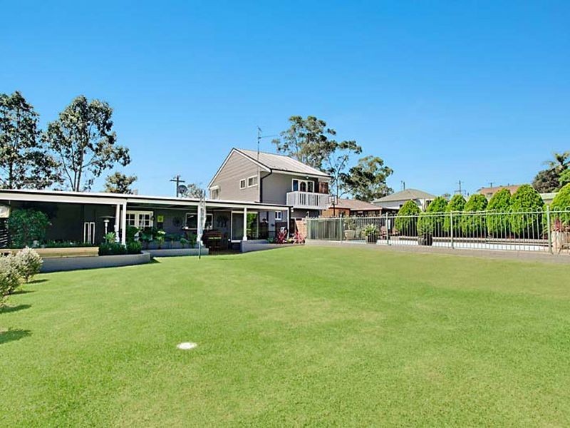 22 Burragorang Street, The Oaks NSW 2570