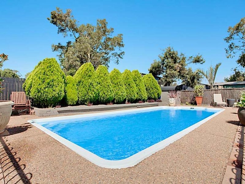 22 Burragorang Street, The Oaks NSW 2570
