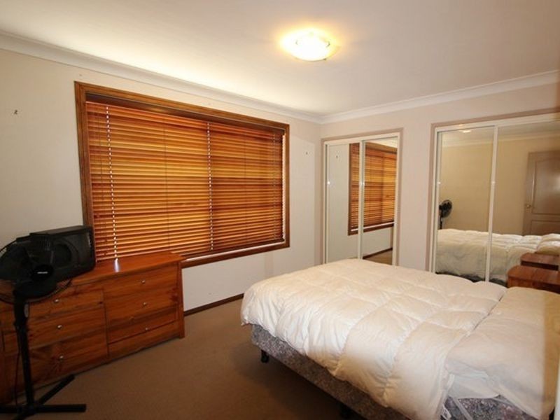 3 Maple Avenue, The Oaks NSW 2570