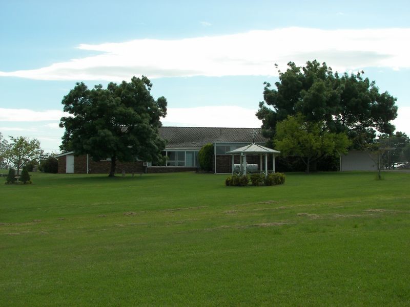 385 MT HERCULES ROAD, Razorback NSW 2571